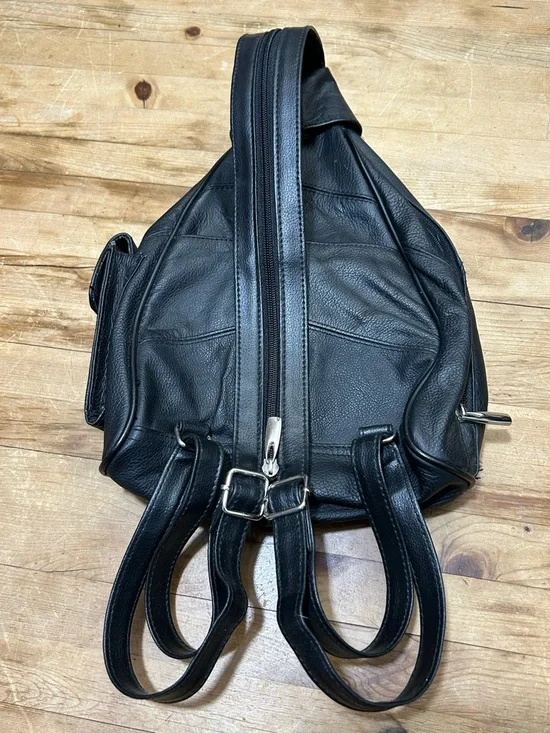 90s Black Leather Sling Backpack - Picture 5 of 8